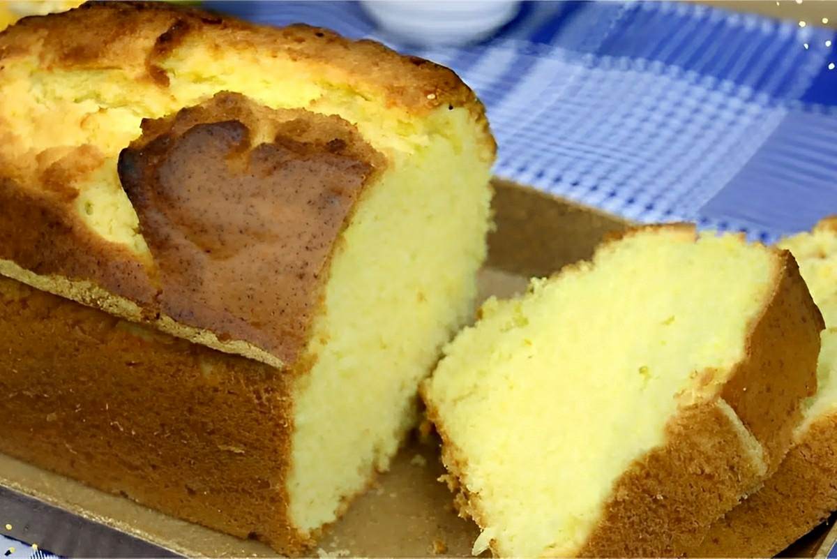 Bolo tipo Pullman de laranja muito fácil de preparar é só misturar os ingredientes e assar
