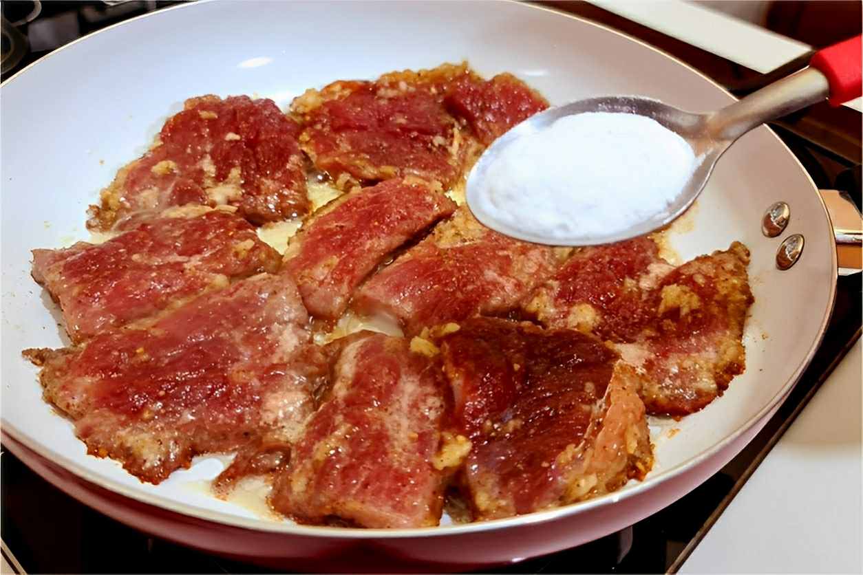 Dica para amaciar carne usando apenas 1 ingrediente simples que você tem em casa