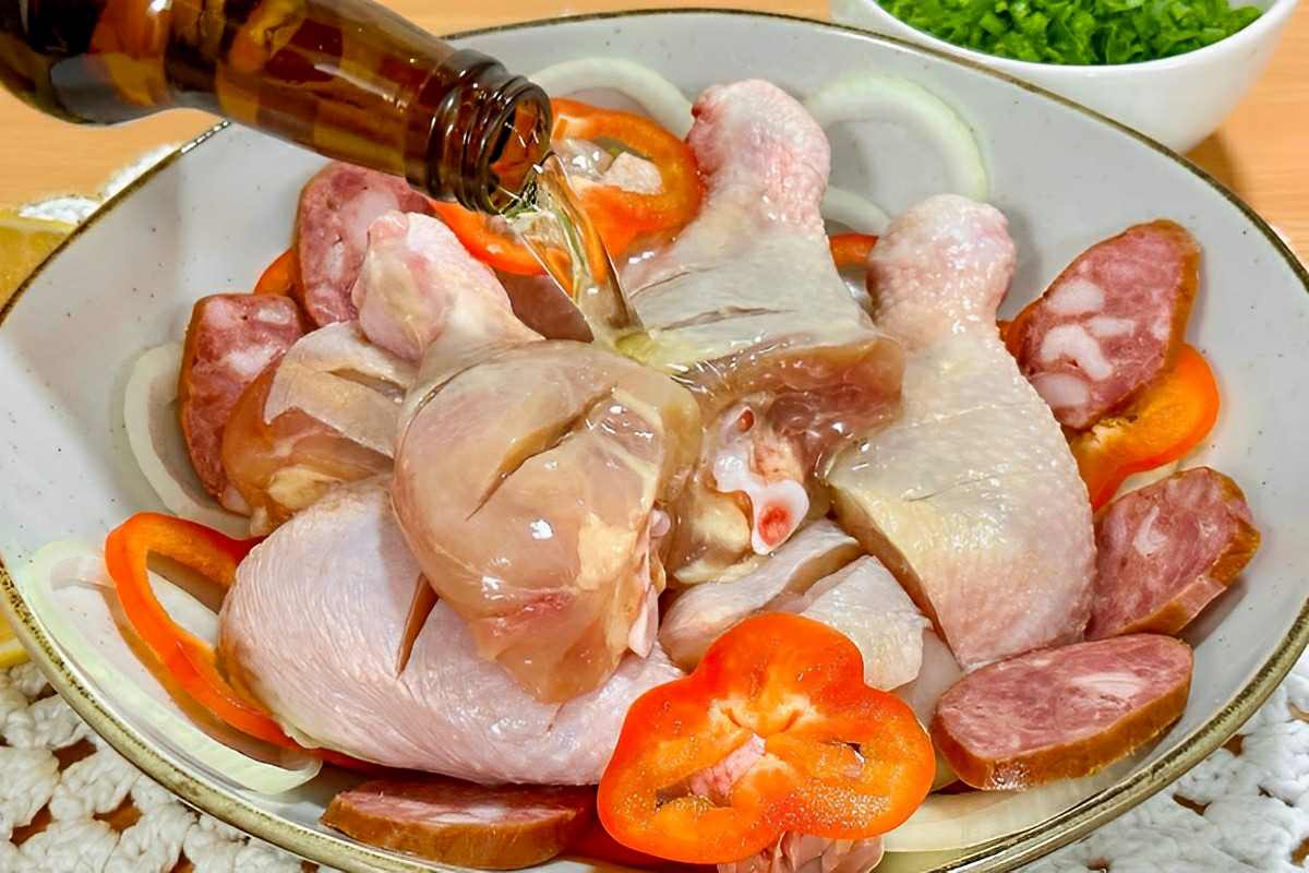 Frango ao molho diferente para variar o cardápio do dia a dia