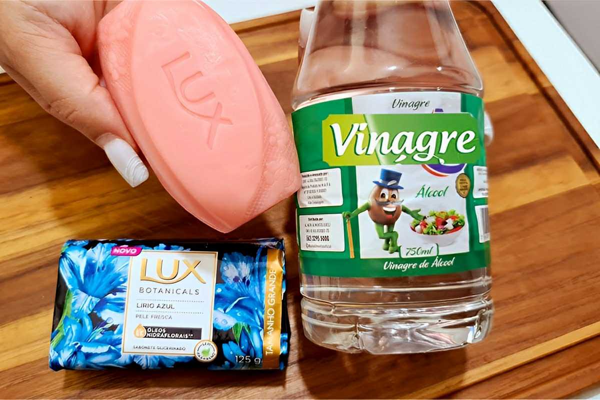 Limpador multiuso caseiro para deixar a casa inteira limpa e perfumada