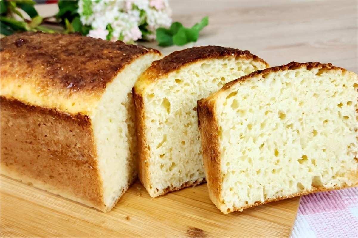Pão caseiro de liquidificador muito fofinho e perfeito para servir no lanche ou café