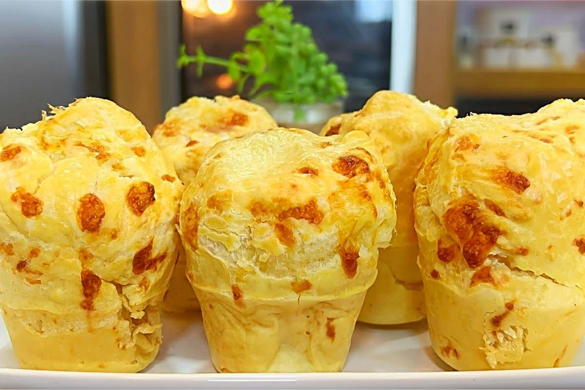 Pão de queijo assado na AirFryer em apenas 15 minutos
