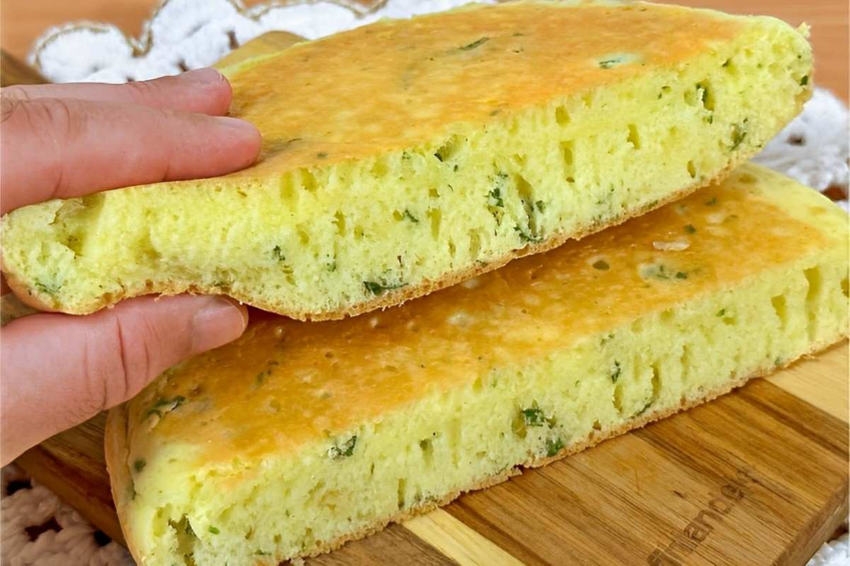 Pãozinho de frigideira sem farinha fofinho delicioso e fica pronto em 15 minutos