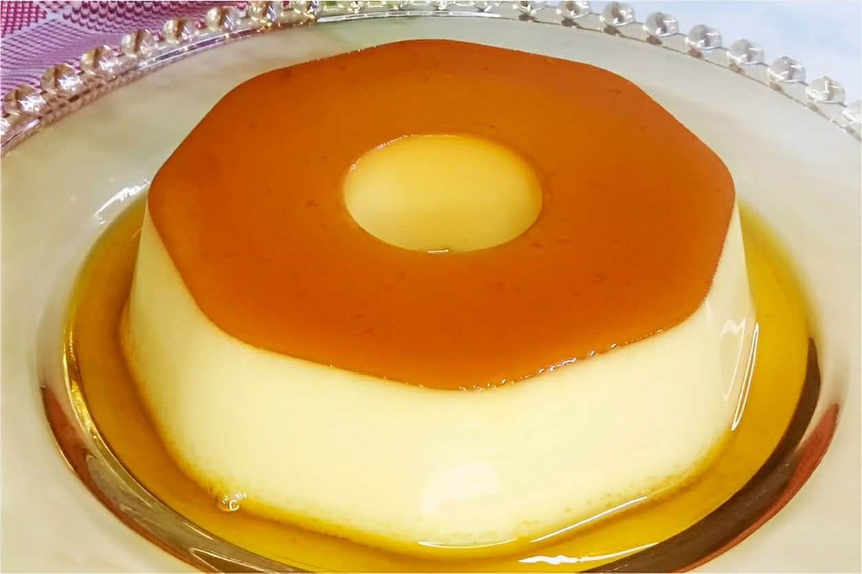 Pudim gourmet super cremoso e sem furinhos feito com apenas 3 ingredientes