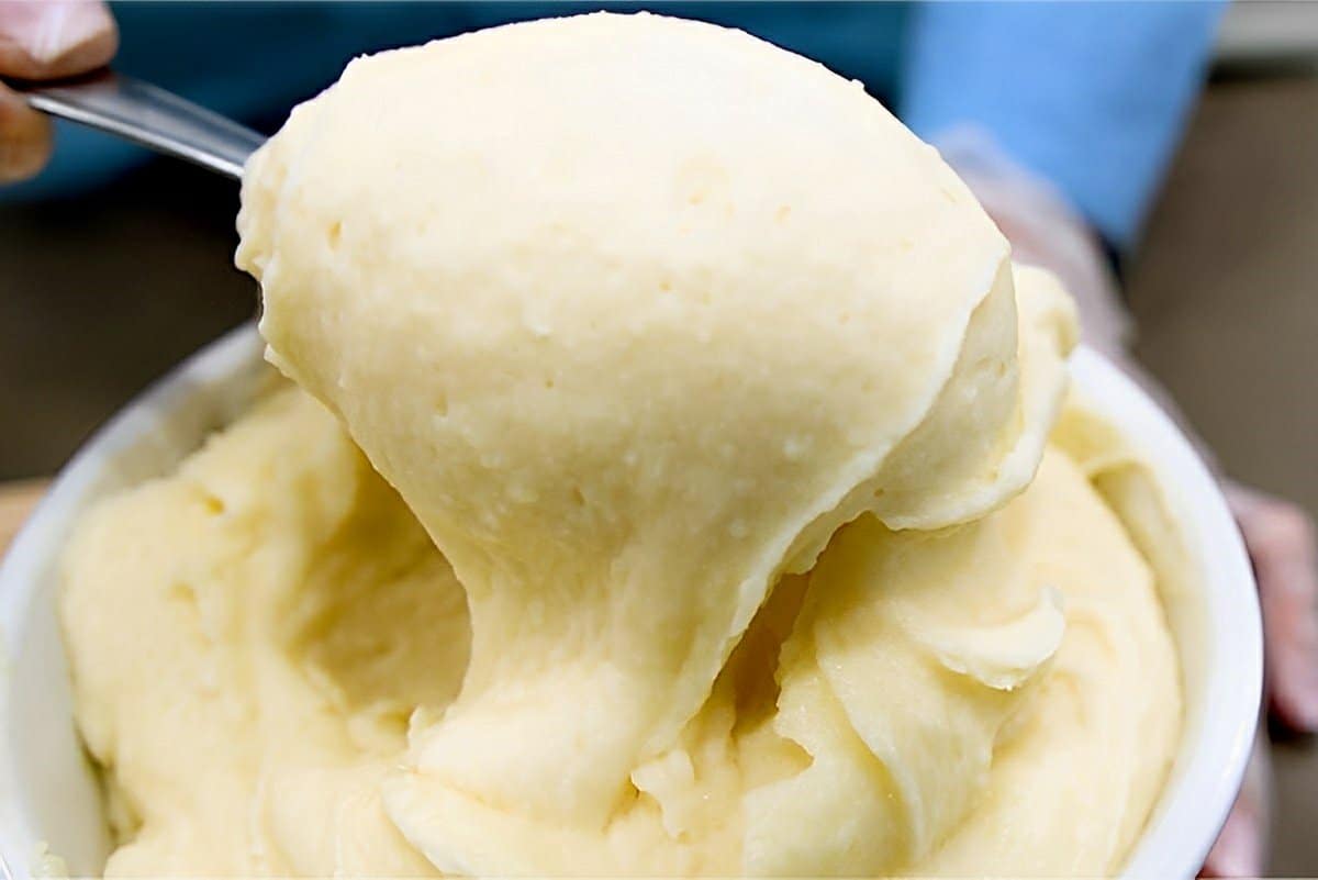 O melhor purê de batata que já provei feito com 2 ingredientes que você não vai acreditar