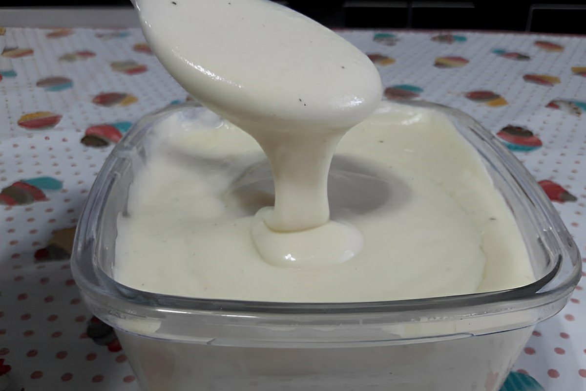Receita de molho branco cremoso fácil de fazer e delicioso