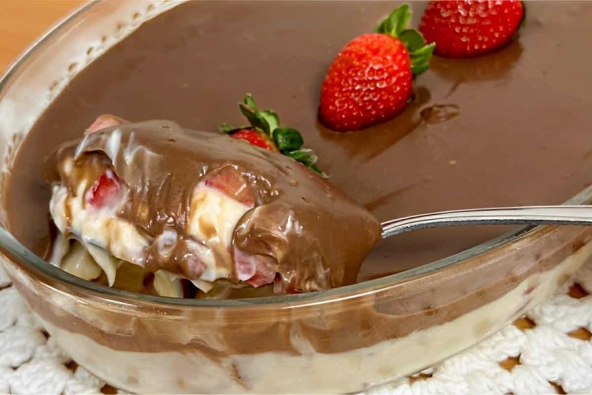 Sobremesa de Leite Ninho com Nutella que vai deixar seus convidados de queixo caído