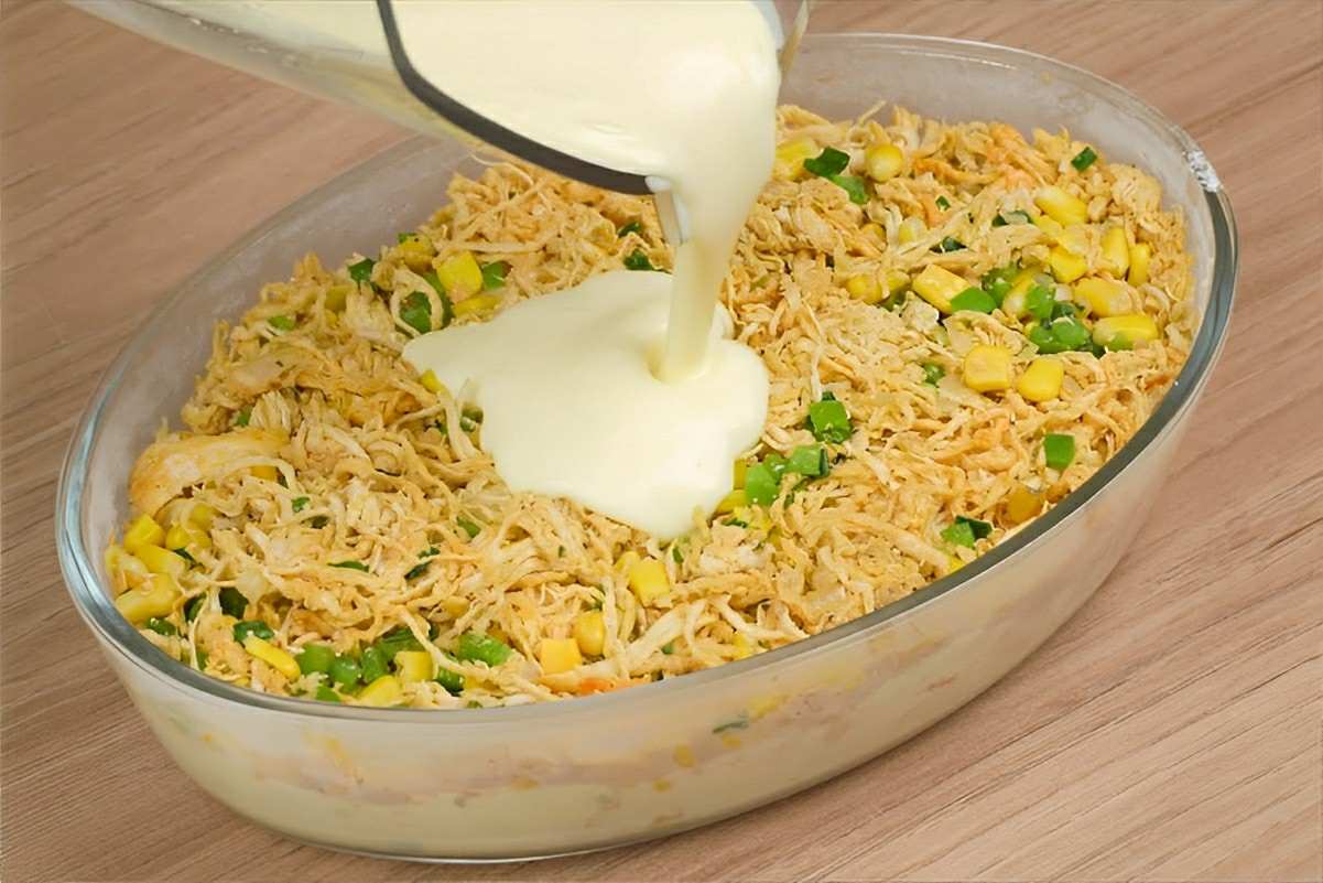 Torta de frango sem trigo bem levinha e saborosa para o lanche