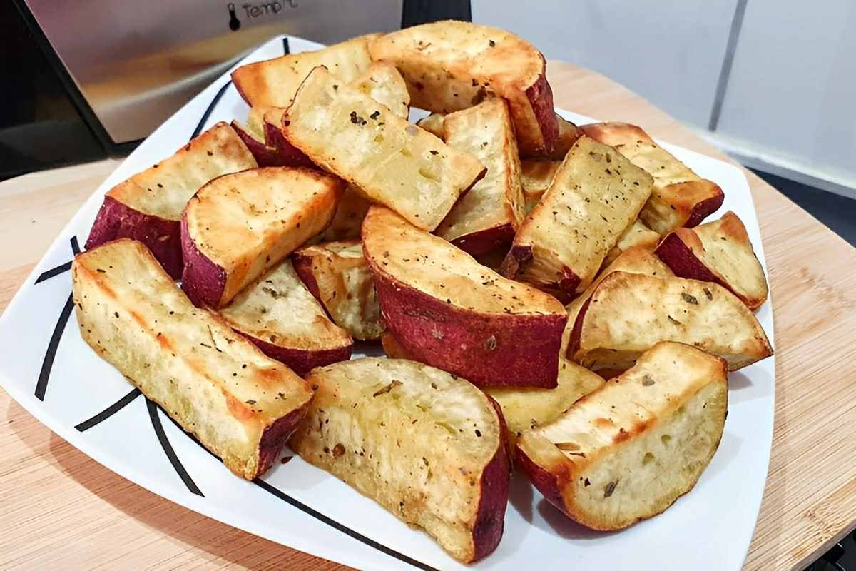 Batata doce na AirFryer: crocante por fora e macia por dentro