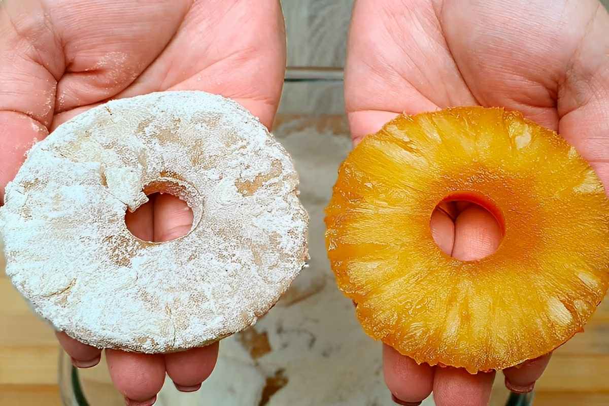 Passei abacaxi na farinha de trigo misturei na massa do bolo e o resultado foi um bolo de abacaxi incrível