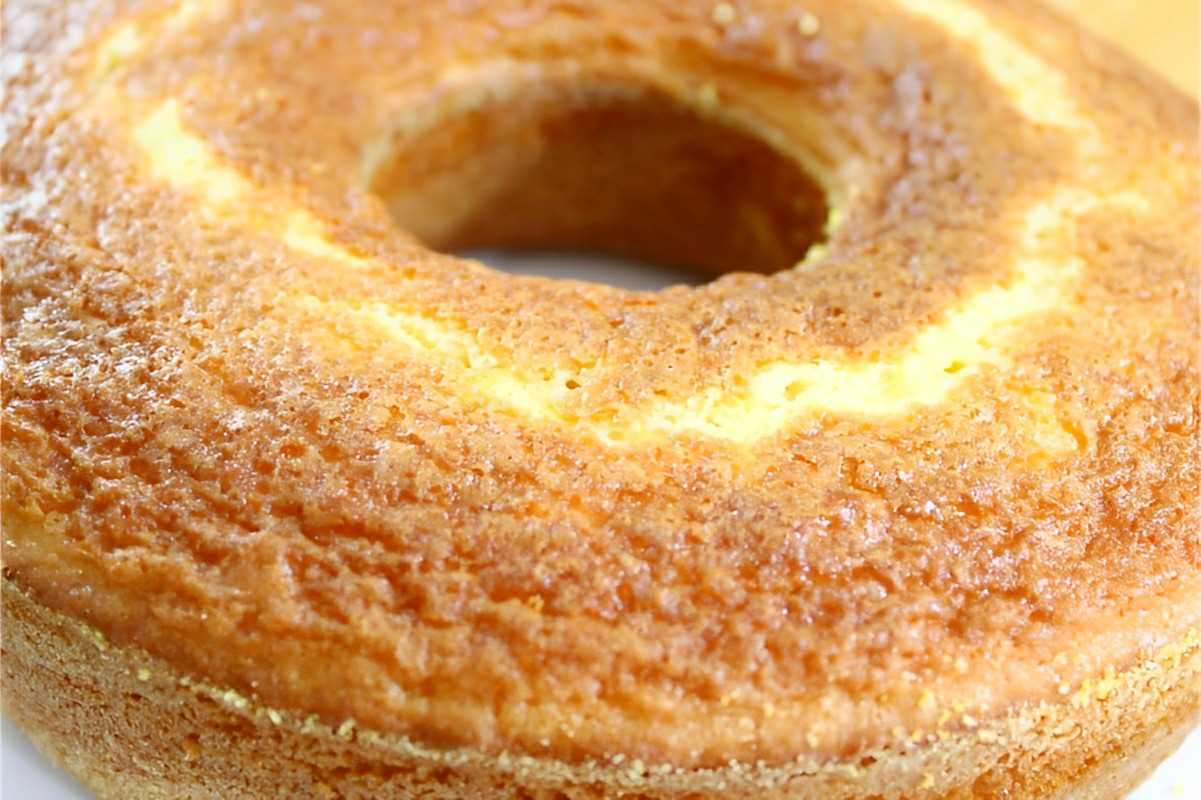 Bolo de fubá sem farinha de trigo muito leve fofinho e fácil de fazer