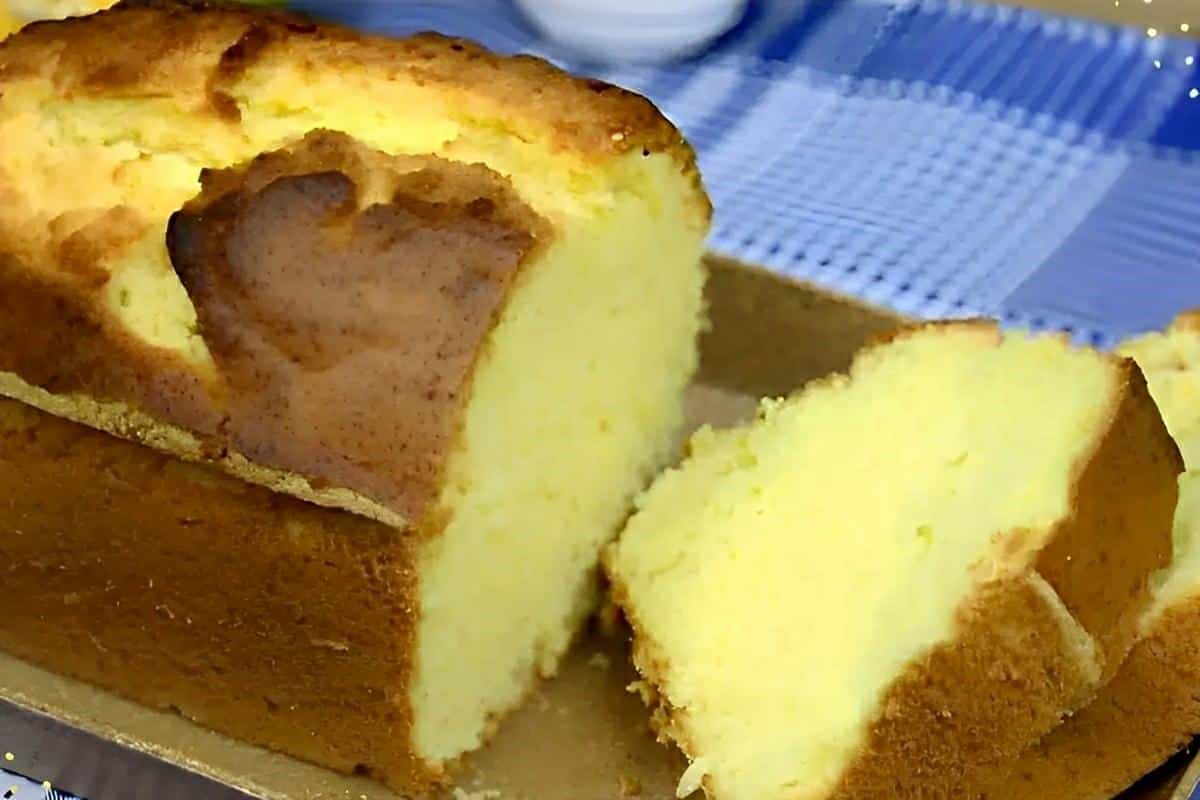 Bolo de laranja tipo Pullman fofinho e molhadinho é só misturar os ingredientes e levar pra assar