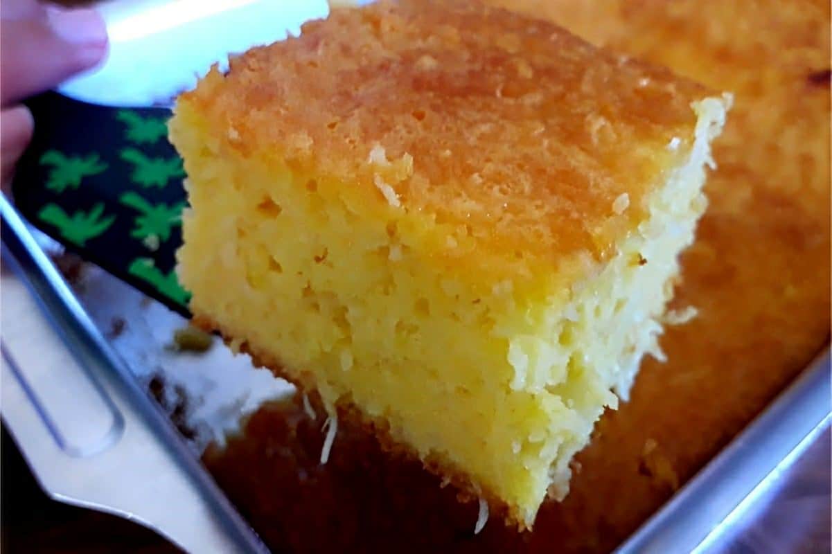 Bolo de milho de latinha fácil de fazer delicioso e perfeito para o lanche