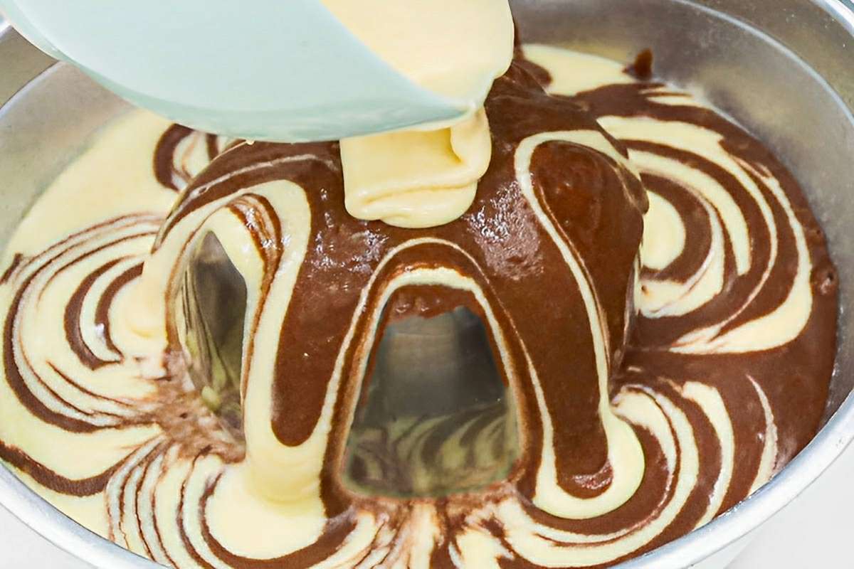 Aprendi o truque definitivo para fazer o bolo mesclado perfeito