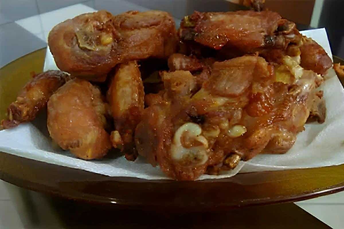 Frango à passarinho crocante e sequinho feito na panela de pressão