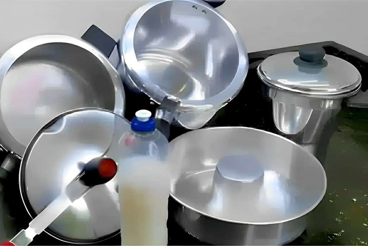 Limpa alumínio caseiro que deixa as suas panelas brilhando com apenas 3 ingredientes
