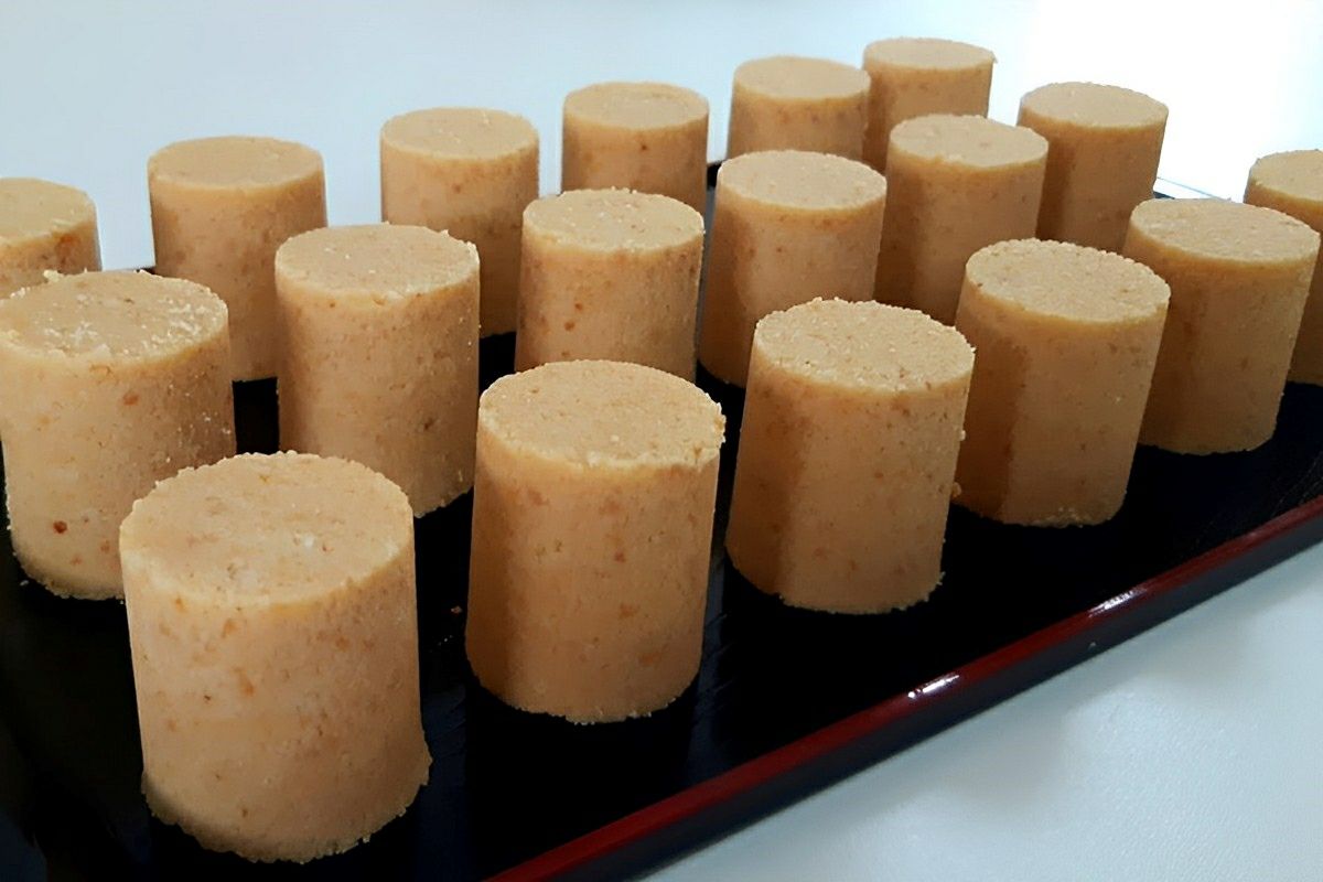 Paçoquinha de rolha fácil com apenas 3 ingredientes