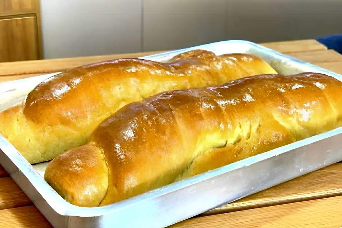 Pão caseiro fofinho e perfeito para o seu lanche da tarde ou café da manhã