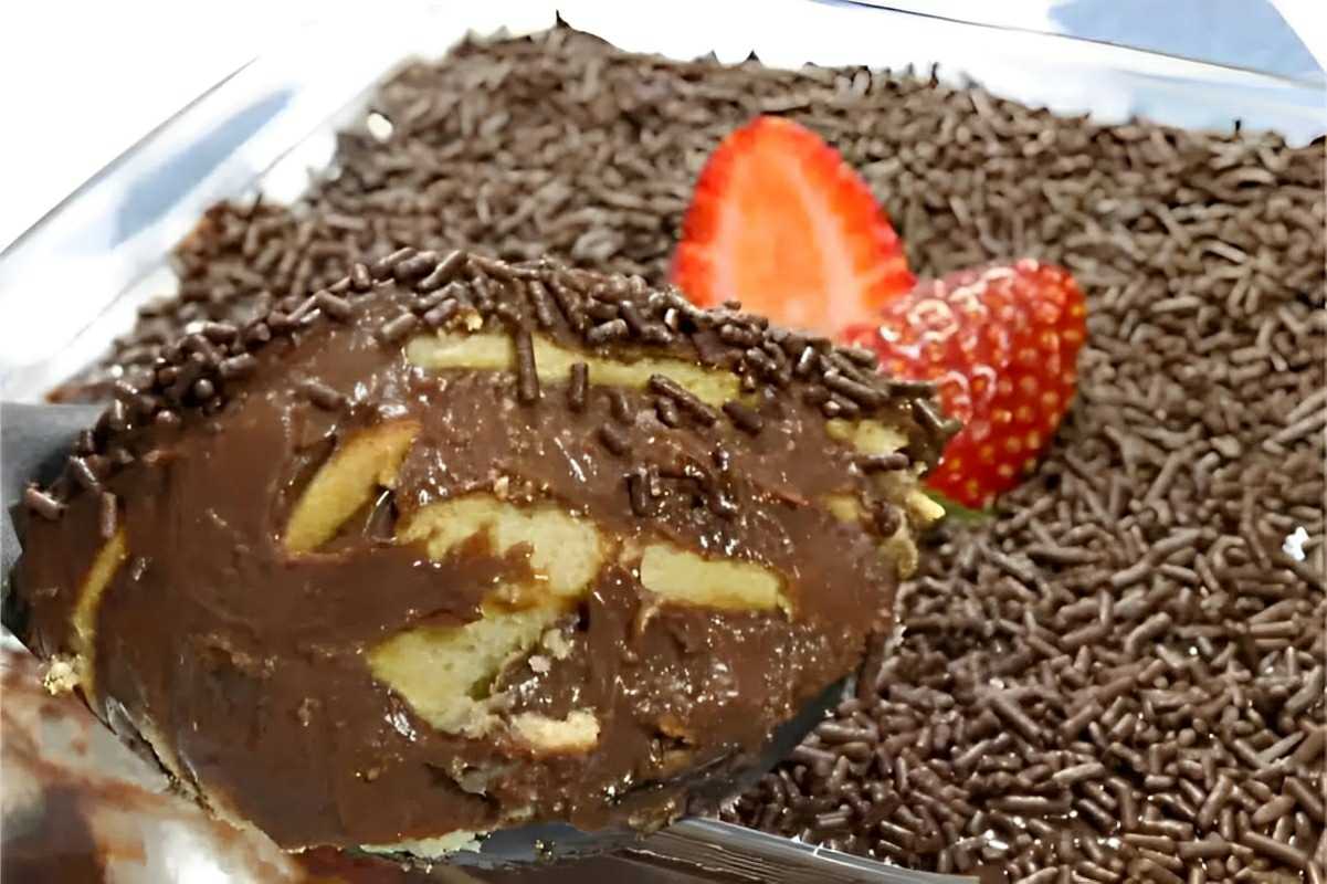 Pavê de brigadeiro cremoso delicioso e feito com poucos ingredientes