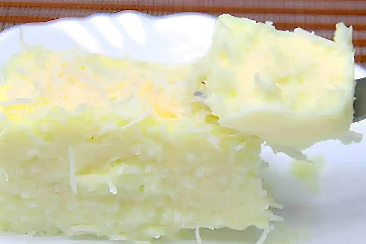 Sobremesa de coco simples e fácil de preparar para o final de semana