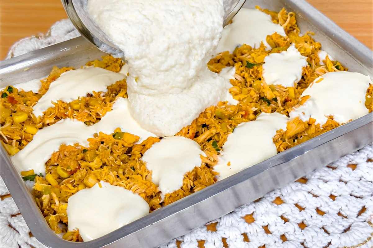Torta de frango sem farinha de trigo feita no liquidificador muito mais leve e saborosa