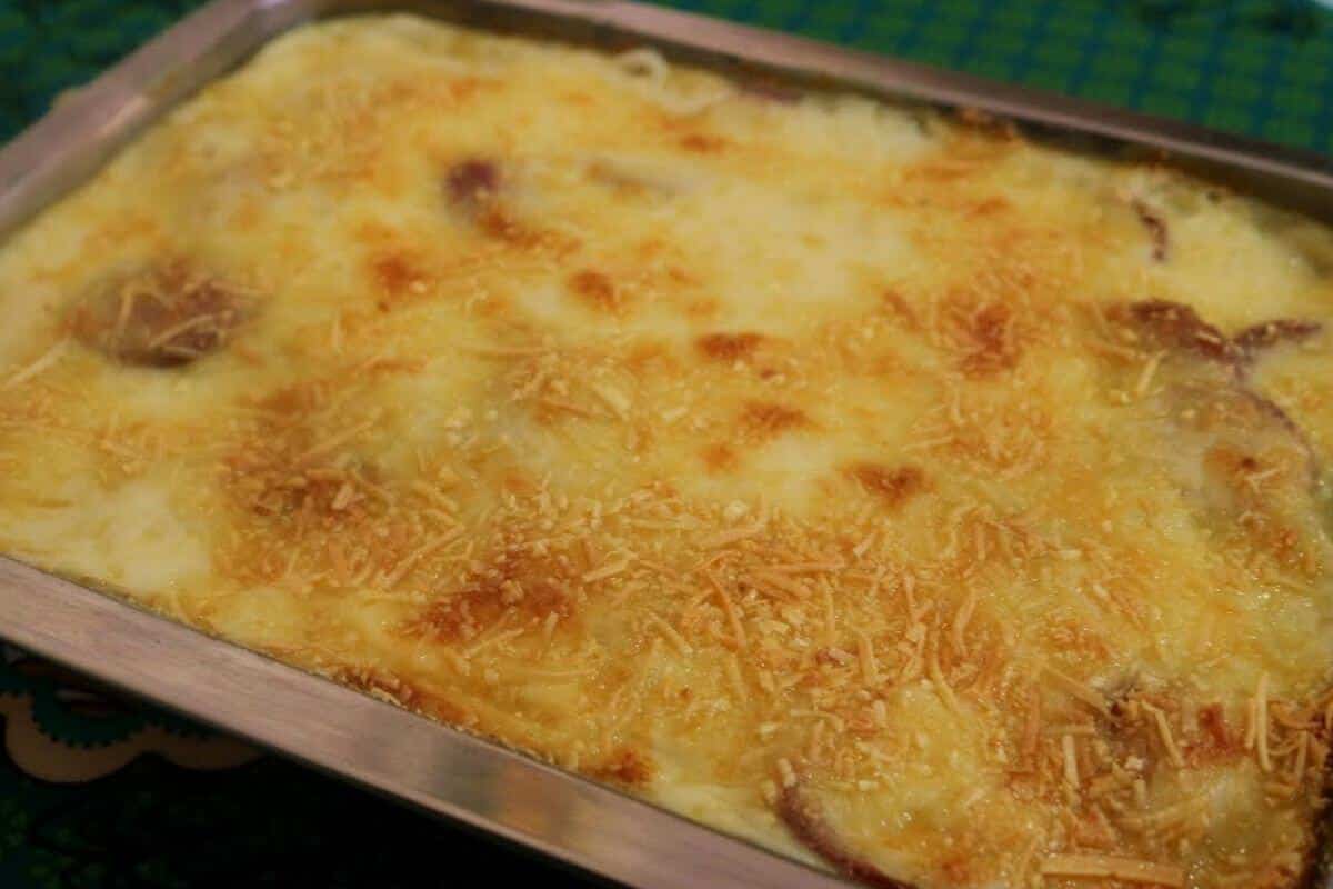 Batata no forno simples de preparar nem parece que é uma receita tão barata e econômica