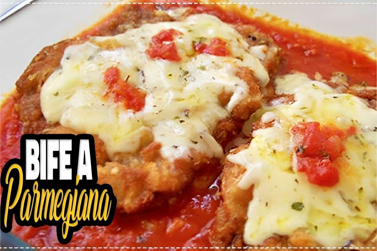 Bife à parmegiana fácil e rápido para o almoço em família