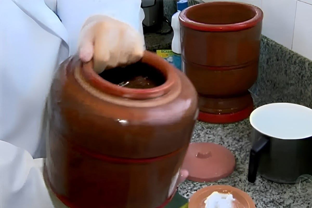 Como limpar filtro de barro e deixar a água da sua casa sempre limpa e livre de impurezas