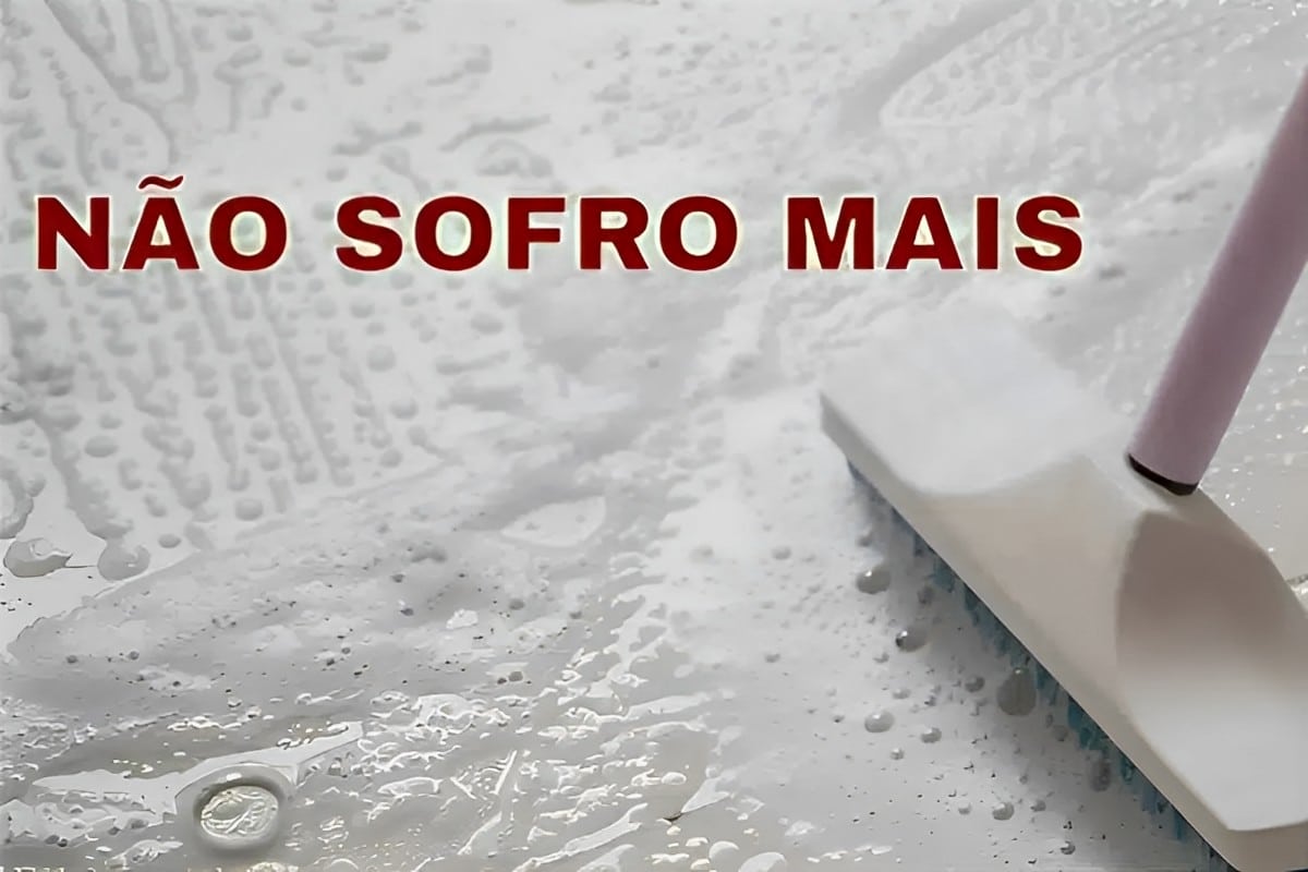 Limpa pisos caseiro de 3 ingredientes para remover as sujeiras mais difíceis num passe de mágica