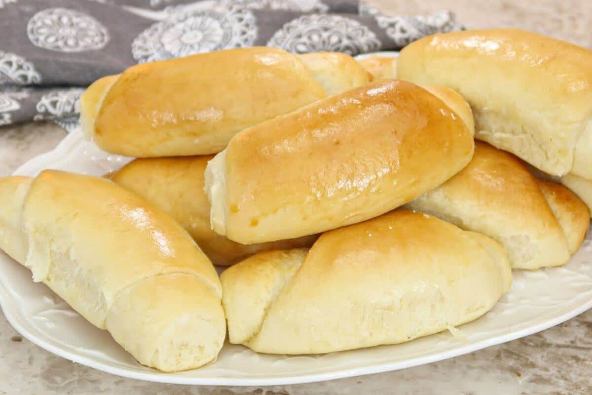 Pão de leite caseirinho que um padeiro me ensinou feito no liquidificador