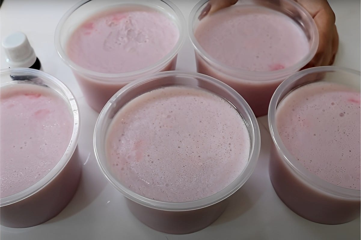 Pasta de brilho caseira para deixar as suas panelas brilhando sem fazer esforço