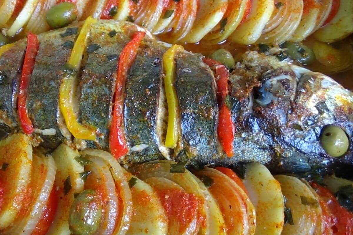 Peixe ao forno aprenda um tempero super especial para esse prato delicioso