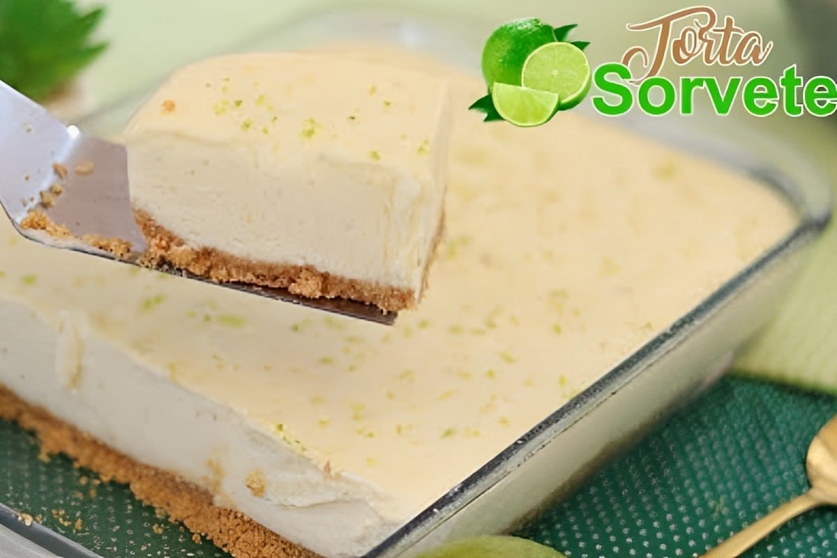 Sobremesa gelada de limão com massa fácil de biscoito e recheio que desmancha na boca
