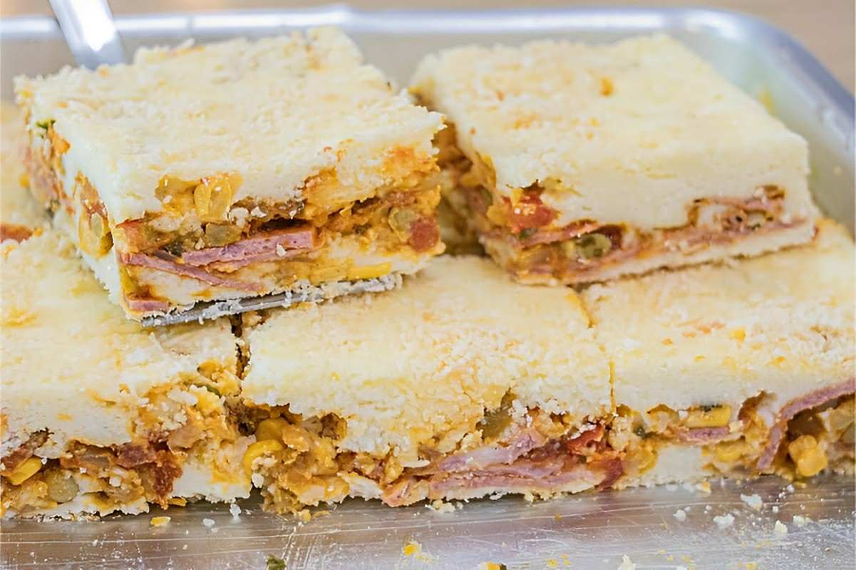 Usei as sobras do arroz para fazer essa massa de torta de liquidificador levinha e deliciosa