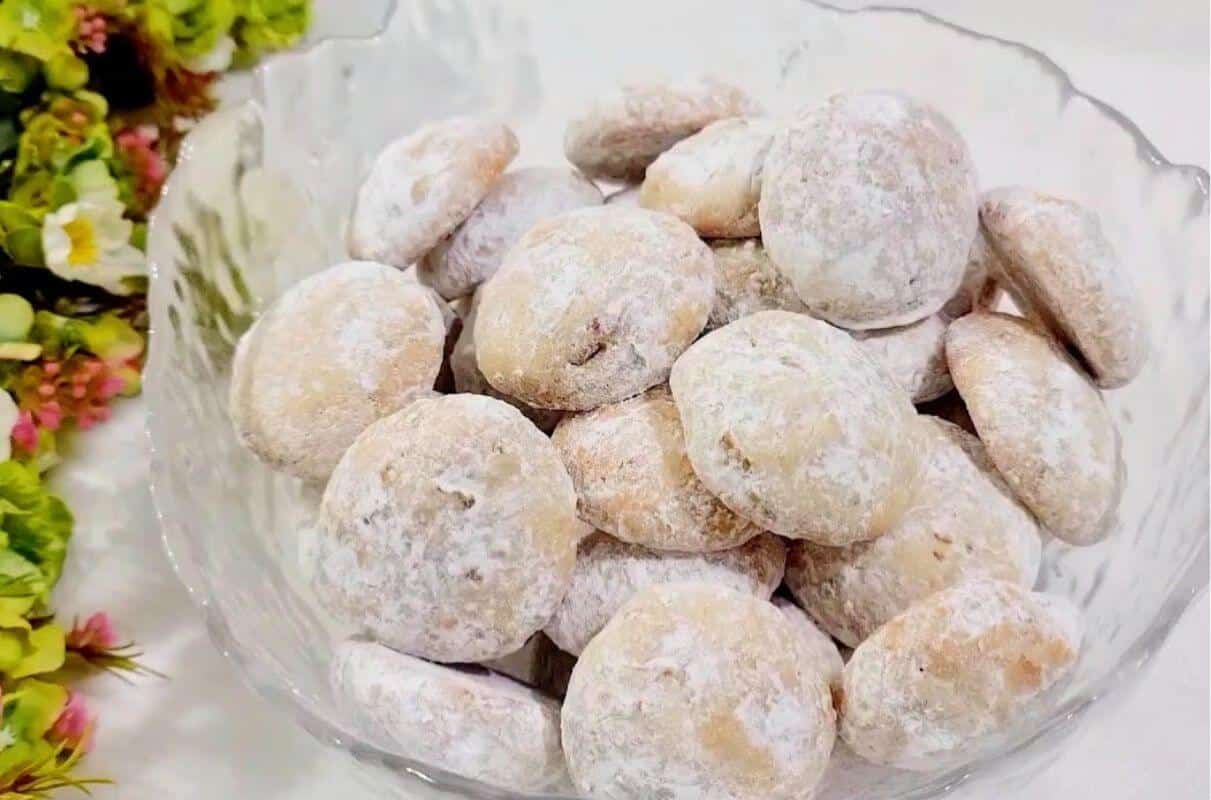Biscoito de nozes o biscoitinho doce fácil de fazer que é a cara do natal