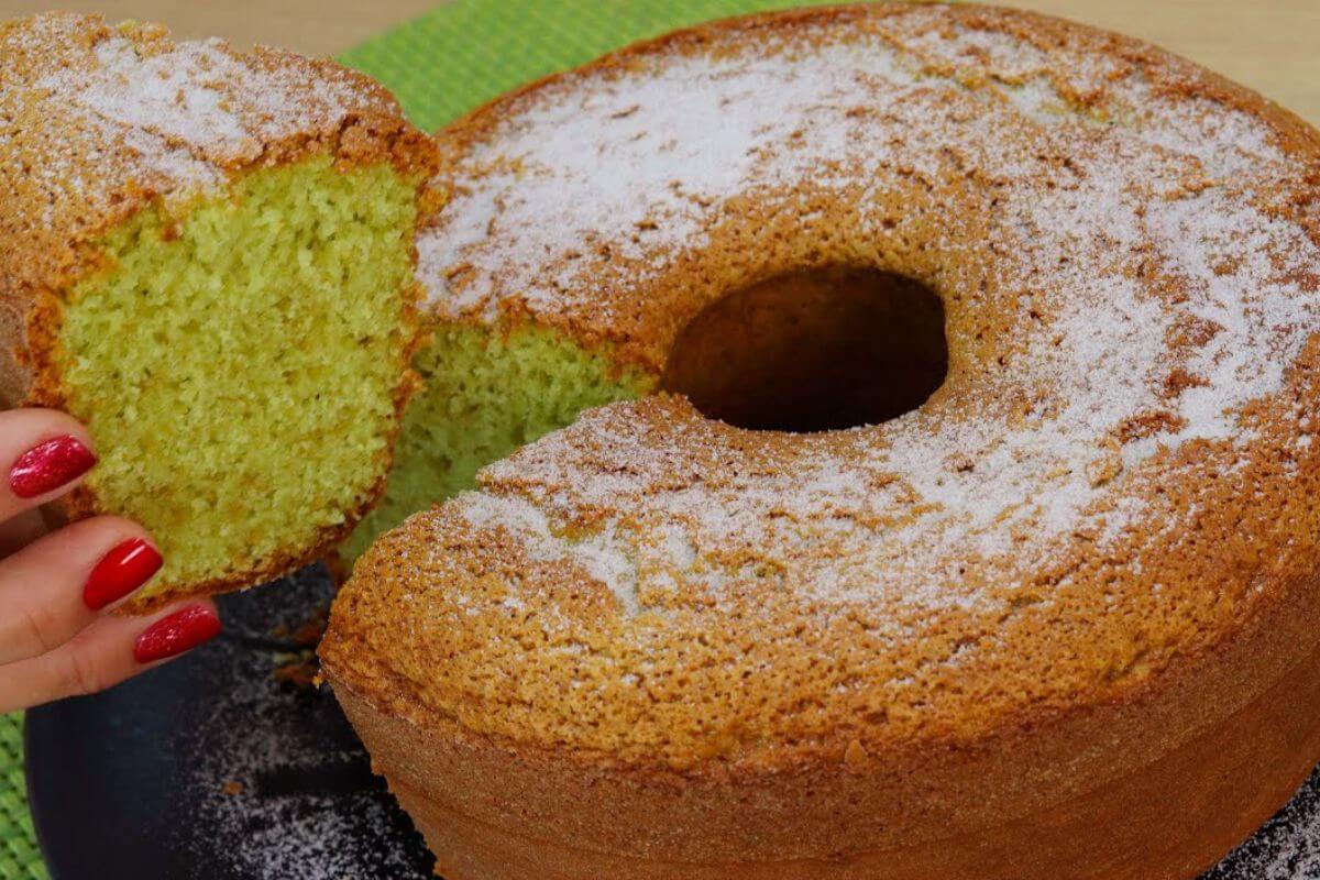 Faça esse bolo com capim-cidreira ser a novidade do seu café da manhã de ano novo