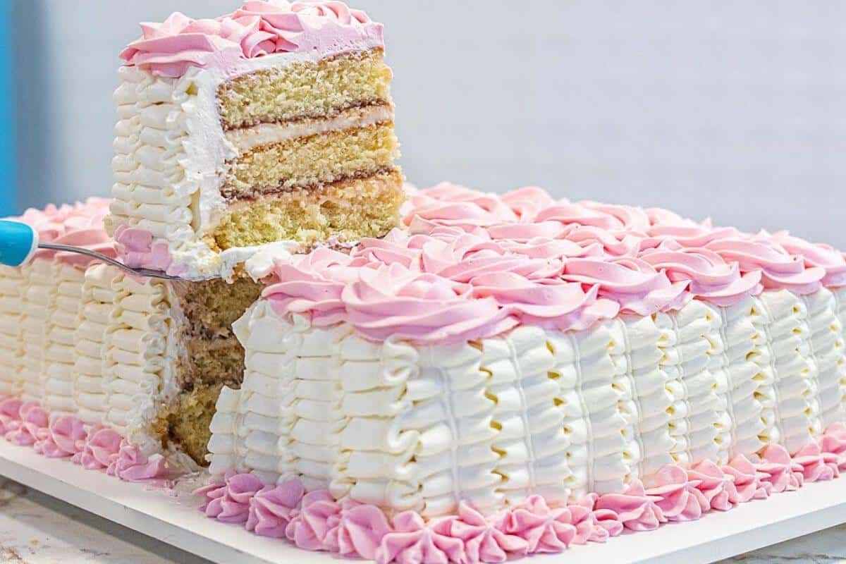 Bolo de festa que não ser confeiteira profissional para fazer