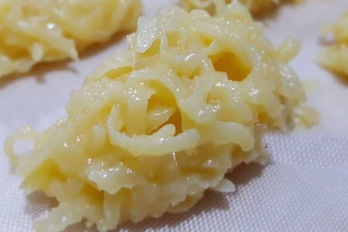 Cocada de leite condensado um docinho barato e econômico para servir no almoço de ano novo