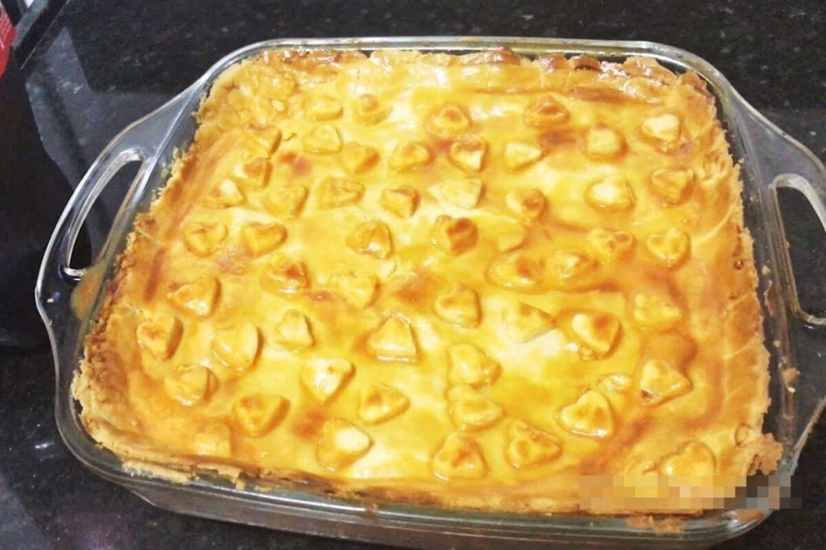 Sirva um jantar diferente para sua família com esse incrível empadão de frango cremoso