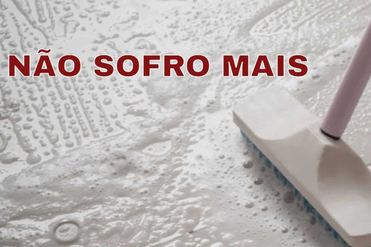 Limpa pisos caseiro bem fácil e super potente para deixar sua casa brilhando para o ano novo