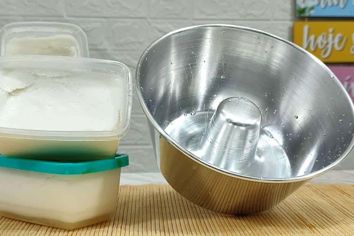 Pasta de brilho caseira para deixar sua cozinha um brinco e todas as panelas brilhando