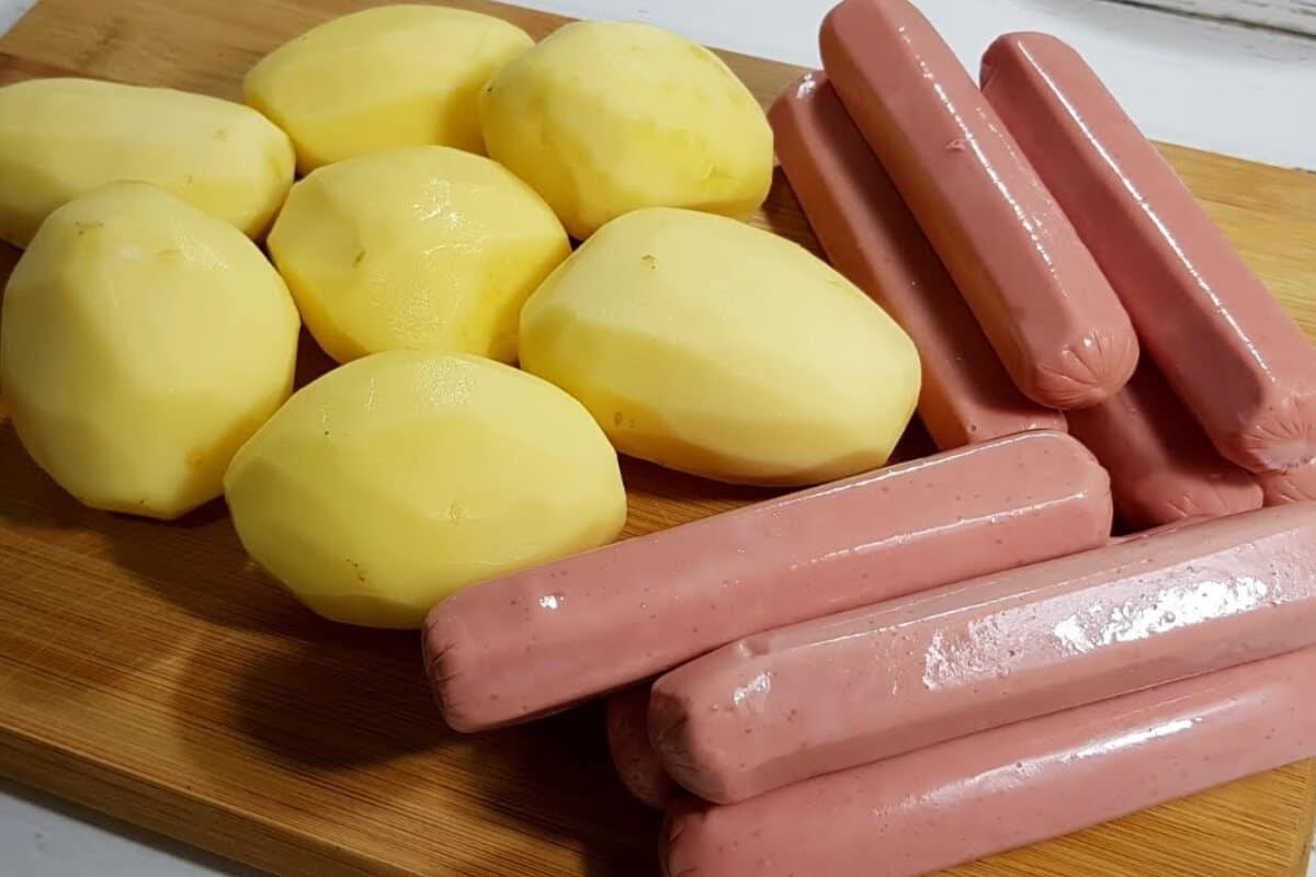 Almoço delicioso com essa receita com salsicha e batata vai surpreender você