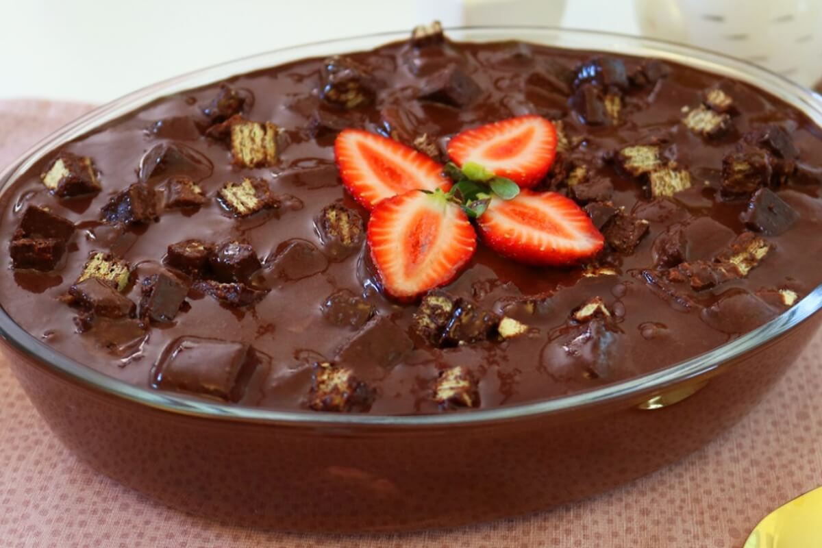 Sobremesa de bis para o seu final de ano bem chocolatuda e fácil de preparar