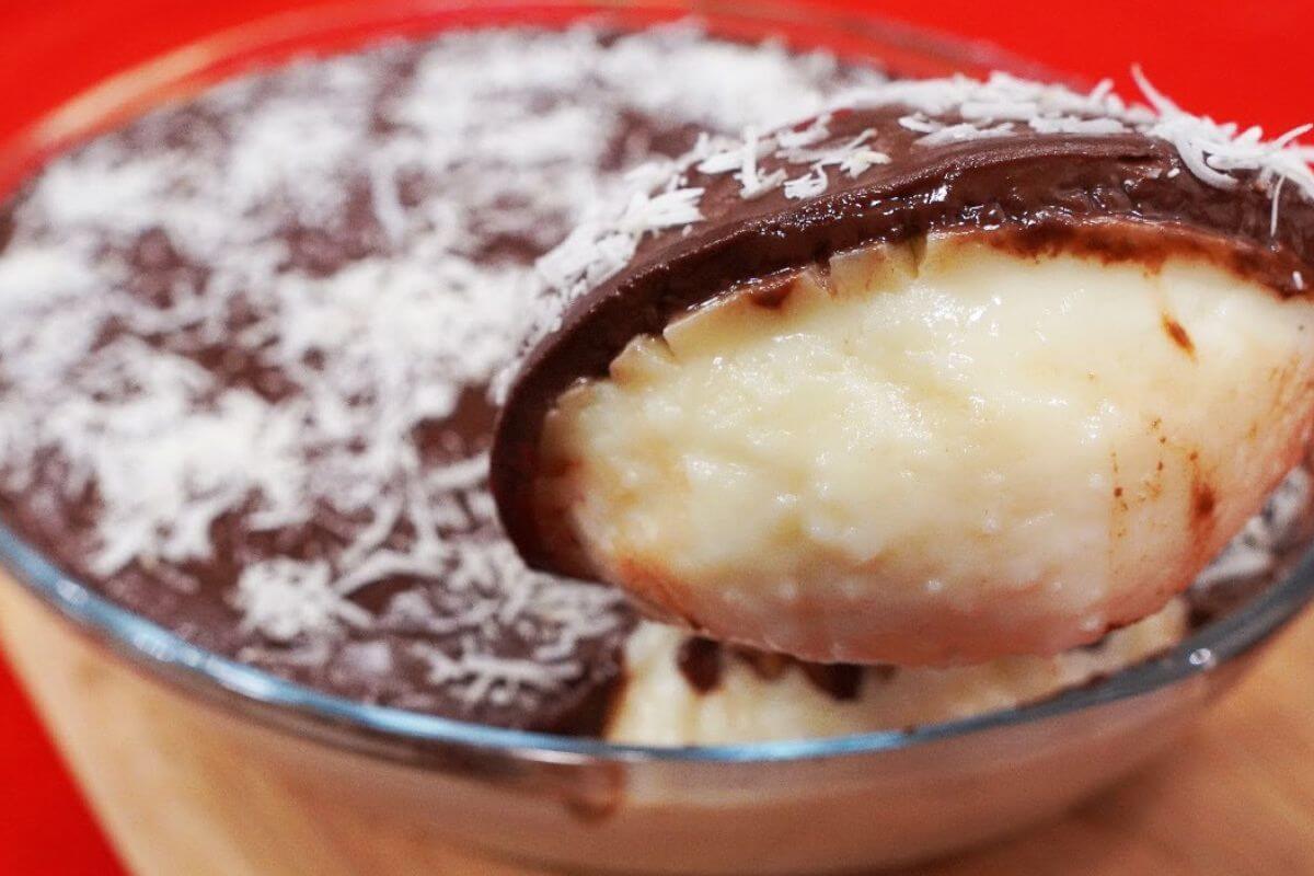 Uma combinação deliciosa de coco com chocolate nessa sobremesa prestígio deliciosa