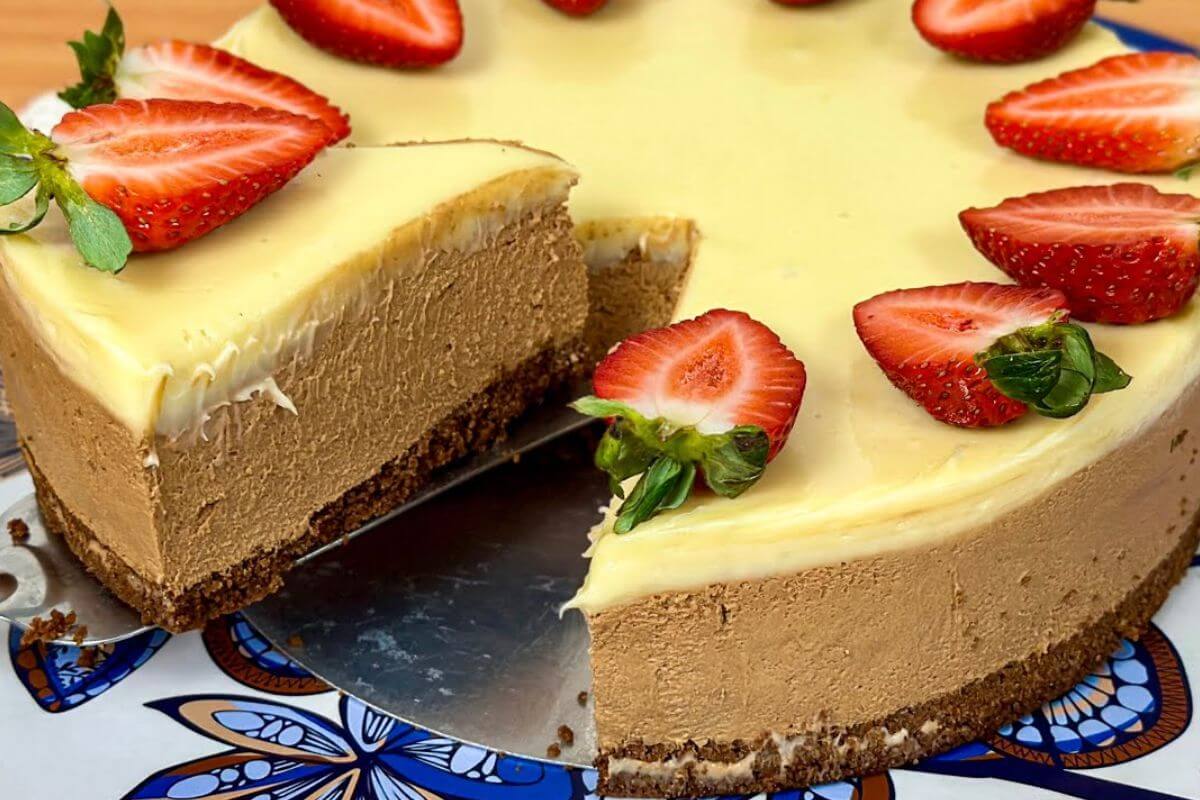 Torta mousse sem gelatina essa sobremesa é irresistível e não tem quem não queira mais um pedaço
