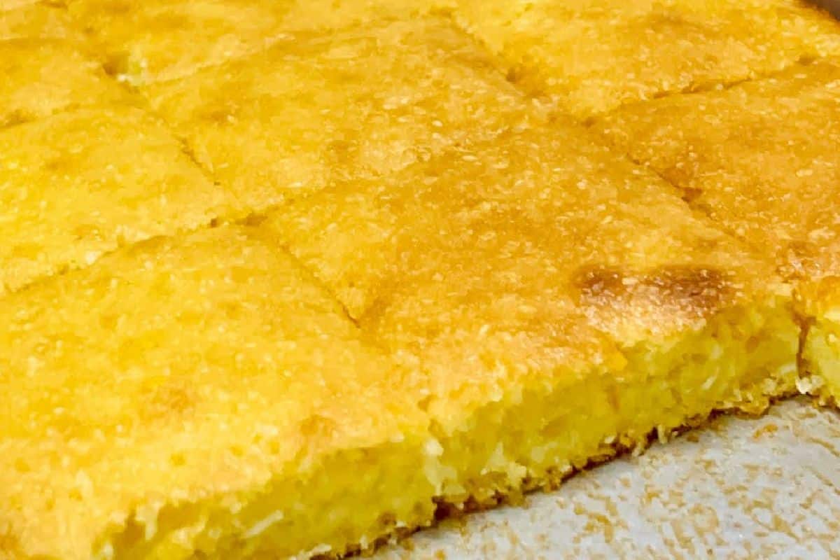 Bolo de mandioca sem trigo que todo mundo vai pedir mais um pedaço