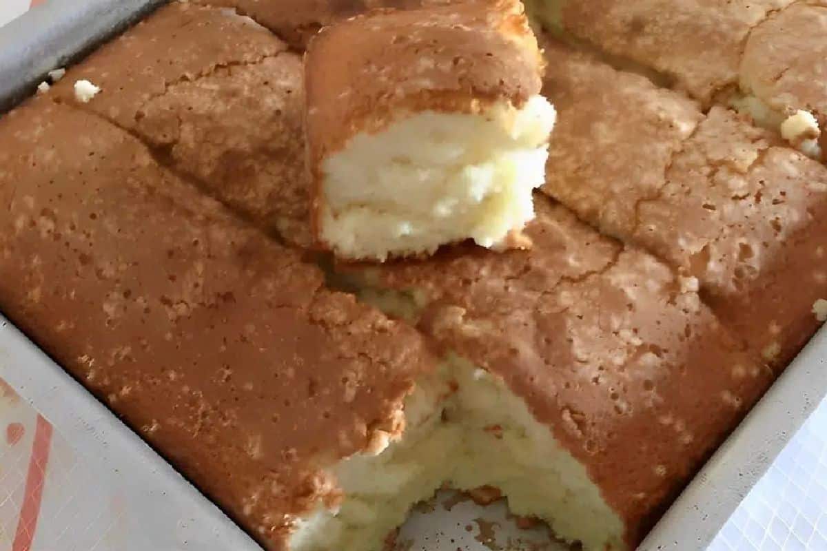 O famoso bolo de nada que toda mãe faz para servir no lanche da tarde