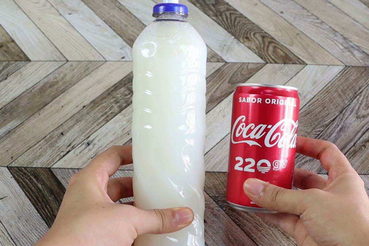 Nessa receita você aprende um detergente brilha alumínio que funciona de verdade