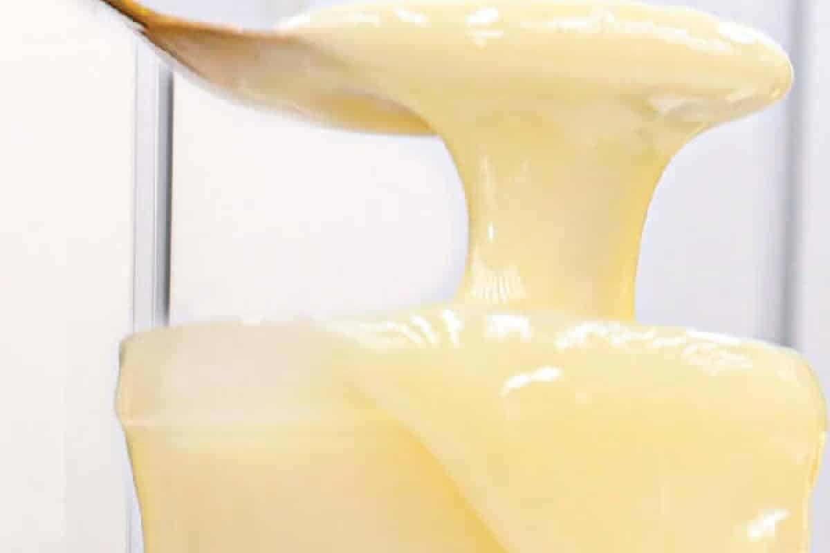 Para fazer seus bolos e sobremesas prepare esse leite condensado caseiro perfeito