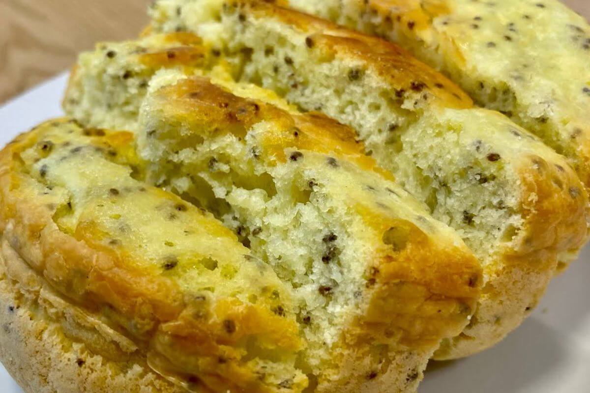 Pão sem trigo para o café da manhã ou lanche da tarde